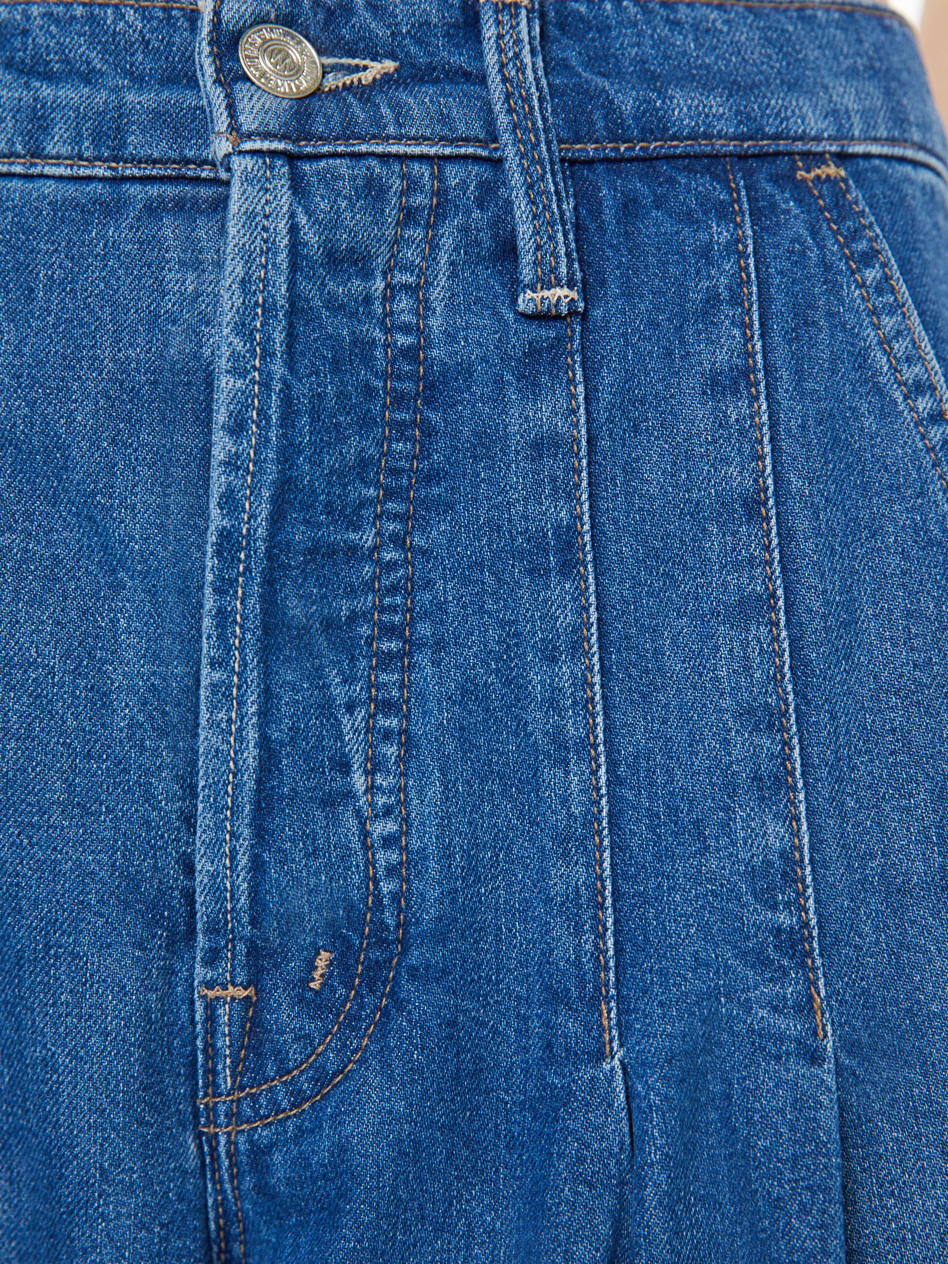 The Pleaty Pouty Skimp - Big Tipper - Image 6